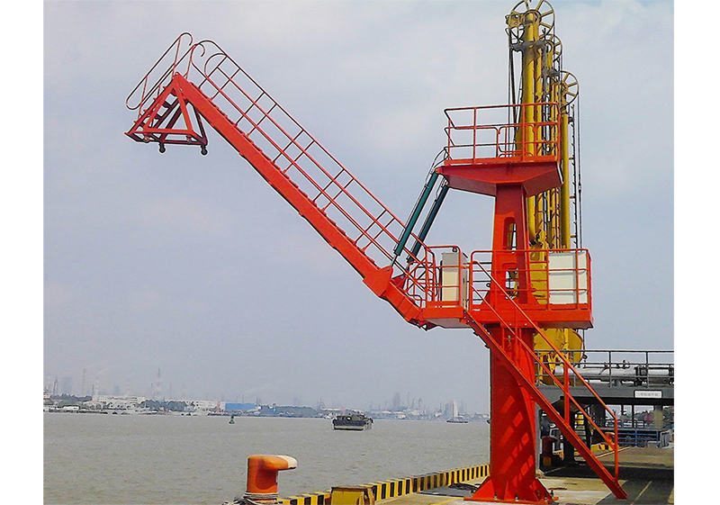 1700439270835080.png 登船梯-1.png